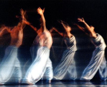 McCaleb Dance in Paradisi Gloria -photo by F. MeyersCopyright© 1993